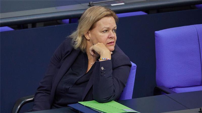 Bundesinnenministerin Nancy Faeser (SPD) war lange gegen Binnengrenzkontrollen. Inzwischen hält sie diese aber für notwendig. (Archivfoto)