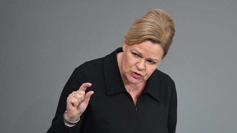 Bundesinnenministerin Nancy Faeser begrüßt die neuerlichen Demonstrationen gegen Rechtsextremismus.