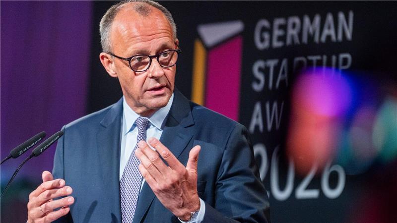 DeepL-Chef wird trotz großem Jobabbau „Gründer des Jahres“ Bundeskanzler Merz versprach, Startups einen roten Teppich auszurollen.