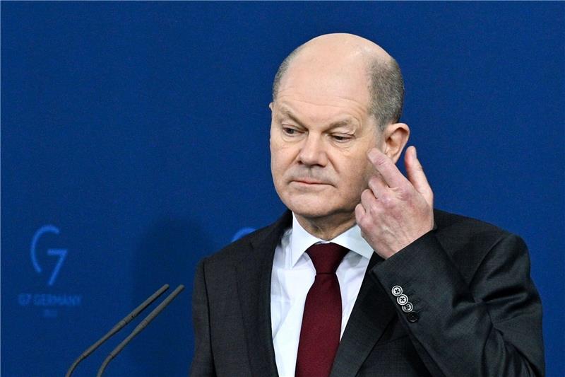 Scholz: Russischer Angriff „durch nichts zu rechtfertigen“ Bundeskanzler Olaf Scholz hat den Angriff Russlands auf die Ukraine scharf verurteilt.
