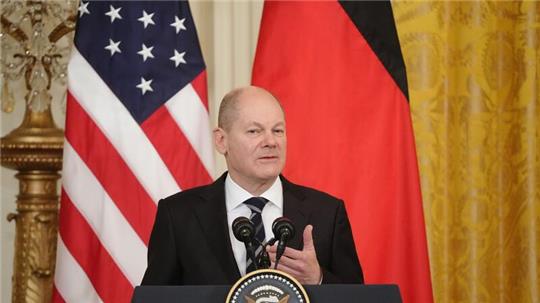Bundeskanzler Olaf Scholz während einer Pressekonferenz in Washington im Rahmen seines Antrittsbesuchs im Februar 2022.