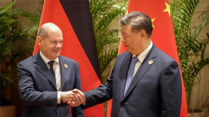 Bundeskanzler Scholz traf am Rande der G20-Gipfels mit Chinas Staatschef Xi zusammen.