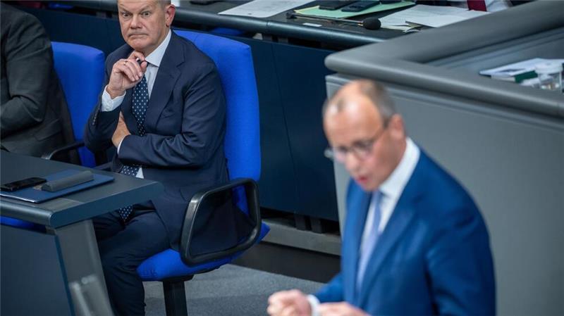 Bundeskanzler Scholz und Oppositionsführer Merz: Gibt es eine Verständigung über einen Neuwahltermin? 