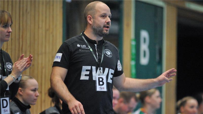 Bundesliga-Trainer und Prüfingenieur: Bötel hat gleich zwei Fulltime-Jobs.