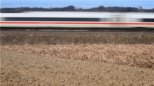Bundestag will Weg für Bahn-Neubaustrecken freimachen