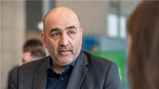 Bundestags-Vizepräsident Omid Nouripour wünscht sich Fortschritte bei einer Reform der Landtagswahltermine.