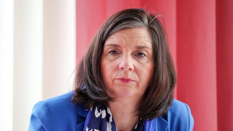 Göring-Eckardt: Polizei räumt mögliche Defizite ein Bundestagsvizepräsidentin Katrin Göring-Eckardt fordert einen besseren Schutz für politische Veranstaltungen.