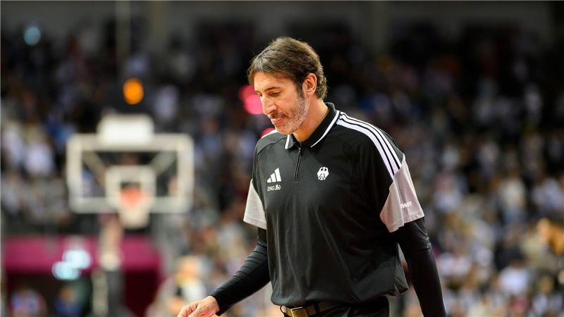 Bundestrainer Alex Mumbrú konnte mit der Leistung seiner Mannschaft zunächst nicht zufrieden sein.