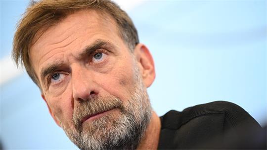 Bundestrainer Jürgen Klopp hat sich für die Absage seines geplanten Auftritts beim Internationalen Trainerkongress entschuldigt.