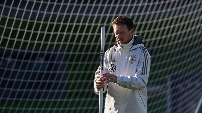 Zurück auf 23: UEFA reduziert Kadergröße für EM Bundestrainer Julian Nagelsmann muss seine Kadergröße reduzieren.
