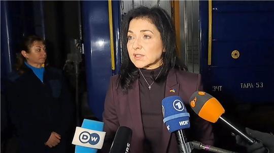 Bundeswirtschaftsministerin Katherina Reiche (CDU) ist in Begleitung einer Wirtschaftsdelegation zu einem Besuch in der Ukraine eingetroffen.