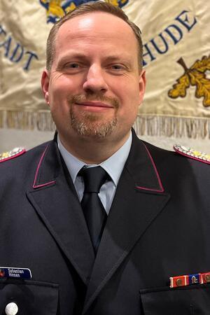 Feuerwehr: Neues Gerätehaus in Altkloster soll rund 12 Millionen Euro kosten Buxtehudes Ortsbrandmeister und stellvertretender Kreisbrandmeister Sebastian Hinsen.