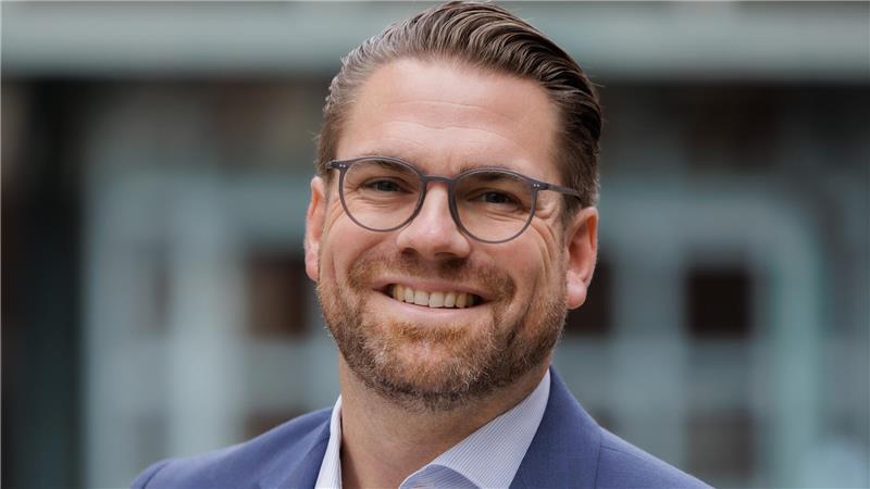 „Wir müssen erreichbar bleiben“: Diskussion um autofreien Fischmarkt in Stade CDU-Bürgermeisterkandidat Arne Kramer ist gegen einen Schnellschuss am Stader Fischmarkt.