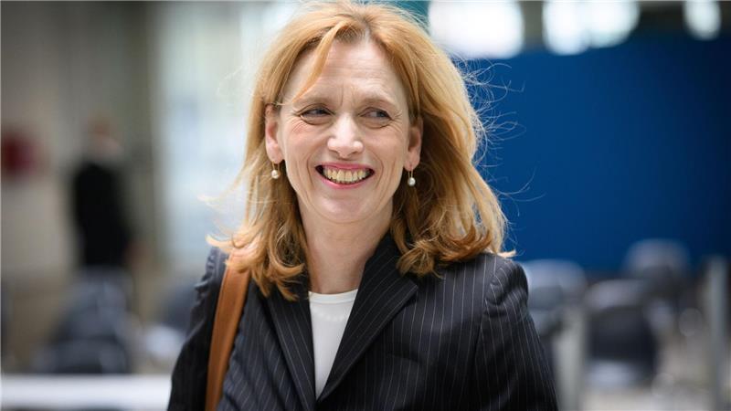 CDU-Bundesvize Karin Prien gilt als eine der profiliertesten Bildungspolitikerinnen in der Union. Seit 2017 ist sie Bildungsministerin in Schleswig-Holstein. Prien ist meinungsstark und scheut keine Debatte. (Archivbild)