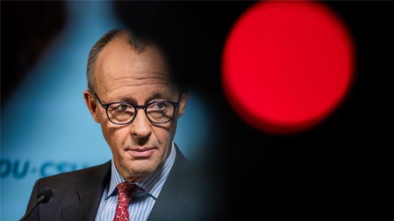 CDU-Chef Friedrich Merz will einen anderen Rentenkurs als die Regierung.