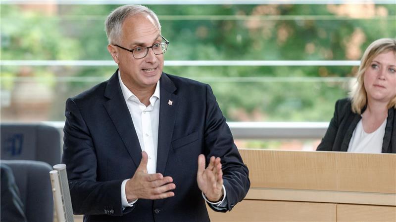 CDU-Fraktionschef Tobias Koch ist mit der nach außen geräuschlosen Zusammenarbeit der schwarz-grünen Fraktion zufrieden. (Archivbild)