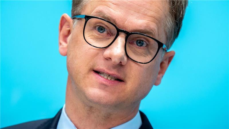 Bürokratieabbau und „Aktivrente“: Was die Koalition plant CDU-Generalsekretär Carsten Linnemann sagt, das Kabinett wolle sich demnächst in einer Sitzung ausschließlich mit dem Abbau bürokratischer Hürden beschäftigen. (Archivfoto)