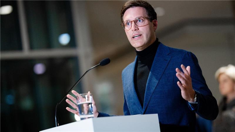 CDU-Landeschef Hagel erklärt in einem Statement die Zustimmung zu Sondierungen mit den Grünen. 