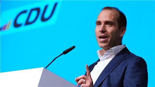 CDU-Landeschef Thering wirft dem Bürgermeister Wortbruch vor.