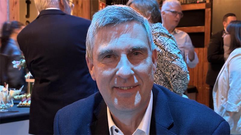 Jubel und Enttäuschung in Stade: Reaktionen auf die Bürgermeisterwahl CDU-Ratsherr Karsten Behr bezeichnet den Wahlausgang als "unerwartet und bitter".