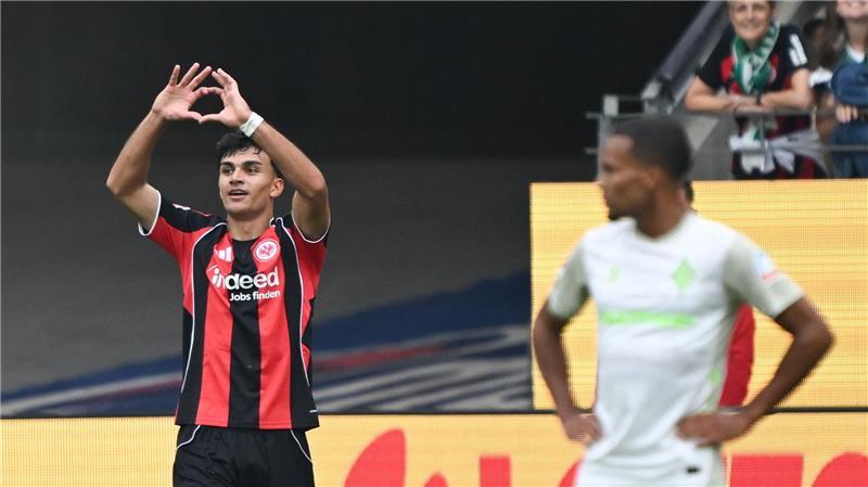 Eintracht vermiest Bundesliga-Debüt von Werder-Coach Steffen Can Uzun sorgte mit einem Traumtreffer für die Führung von Eintracht Frankfurt gegen Werder Bremen.