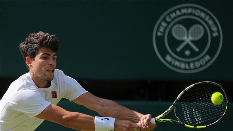 Carlos Alcaraz wird nicht beim Turnier in Wimbledon aufschlagen. (Archivbild)