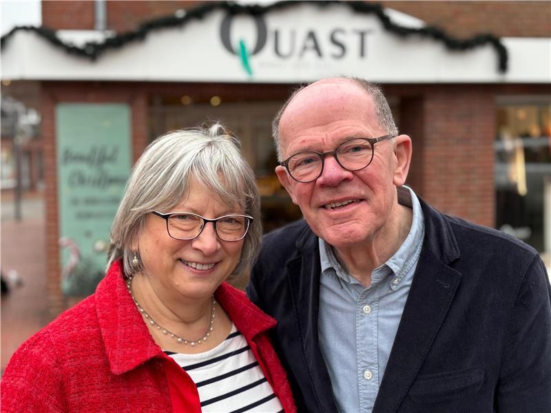 Carola und Heinrich Quast werden ihr Geschäft in der Marktstraße Ende 2026 aufgeben. Der Entschluss steht fest, auch wenn bis dahin noch viele Monate Zeit sind.