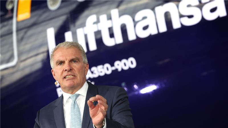 Lufthansa trotz Kerosin-Lücken optimistisch für Sommer Carsten Spohr will die Lufthansa durch die Krise steuern.