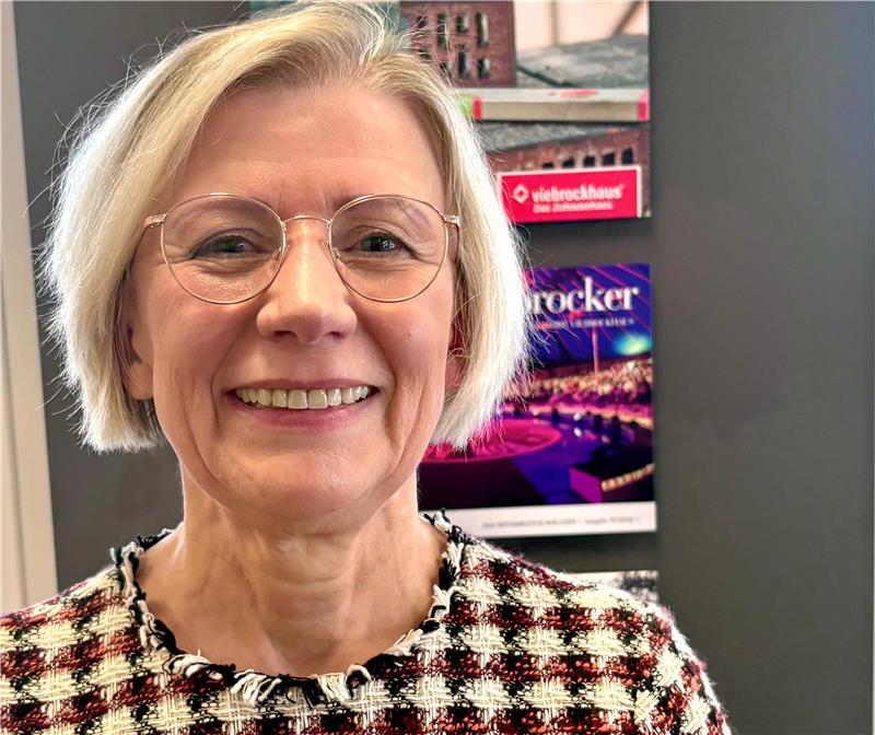 6391 Jahre bei Viebrock: Harsefelder Unternehmen ehrt seine Jubilare Catarina Wichern (67) hat die 50 Jahre im Betrieb im vergangenen Jahr voll gemacht. Jetzt arbeitet sie noch ihre Tochter ein, dann soll Schluss sein.