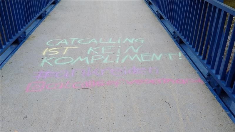 Catcalling ist kein Kompliment. Es klingt so banal: ein Spruch, ein hinterher Pfeifen bei der Joggingrunde. Wann beginnt die Belästigung?