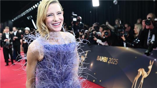 Cate Blanchett versucht sich neuerdings an einem Hobby. 