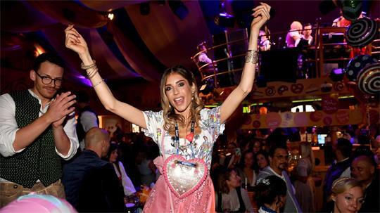 Cathy Hummels hat seit einigen Jahren ihr eigenes Wiesn-Event. (Archivbild)