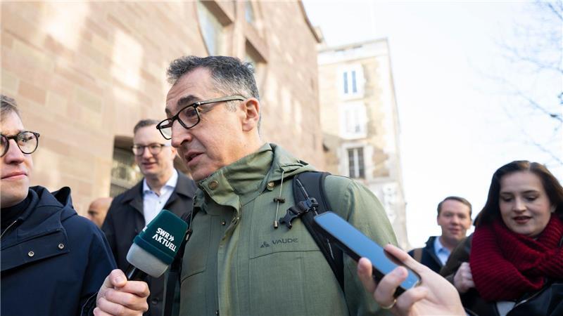 Cem Özdemir (Grüne) hat sich zum Ziel gesetzt, weiter voranzukommen.