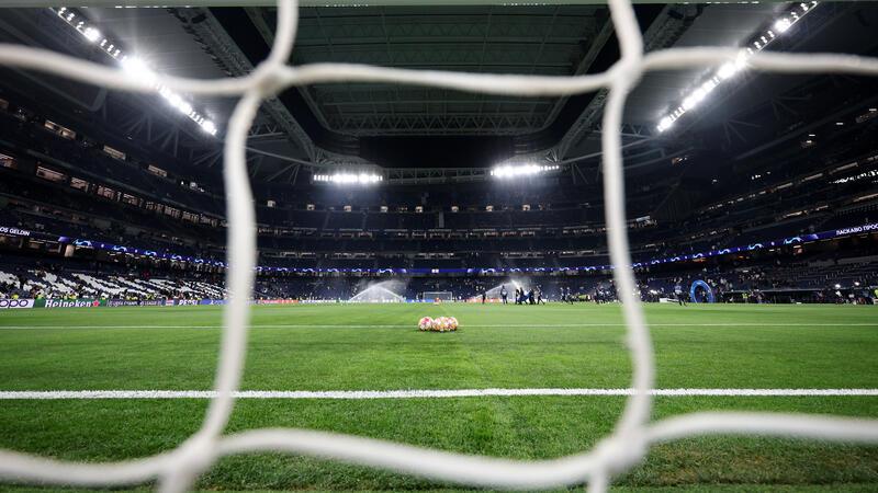 Lose, Startplätze, Duelle: So geht es in der Champions League weiter Champions League, Real Madrid - RB Leipzig, K.o.-Runde, Achtelfinale, Rückspiele, Santiago Bernabeu. Blick in das Stadion vor dem Spiel (Archivfoto).