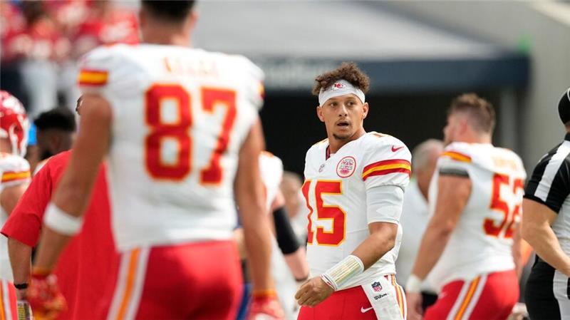 Chiefs weiter ungeschlagen - 17:10 gegen LA Chargers Chiefs-Quarterback Patrick Mahomes führte sein Team zum Sieg.