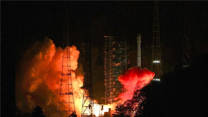 Chinas ehrgeizige Asteroiden-Mission gestartet China will die Sonde nach ihrem Einsatz an einem Asteroiden zu weiteren Zielen schicken.