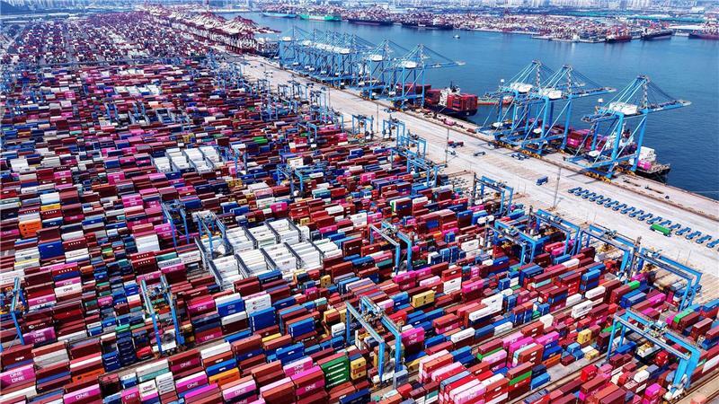 Chinas Außenhandel legt im September unerwartet stark zu Chinas Wirtschaft setzt für Wachstum auf Exporte. (Symbolbild)