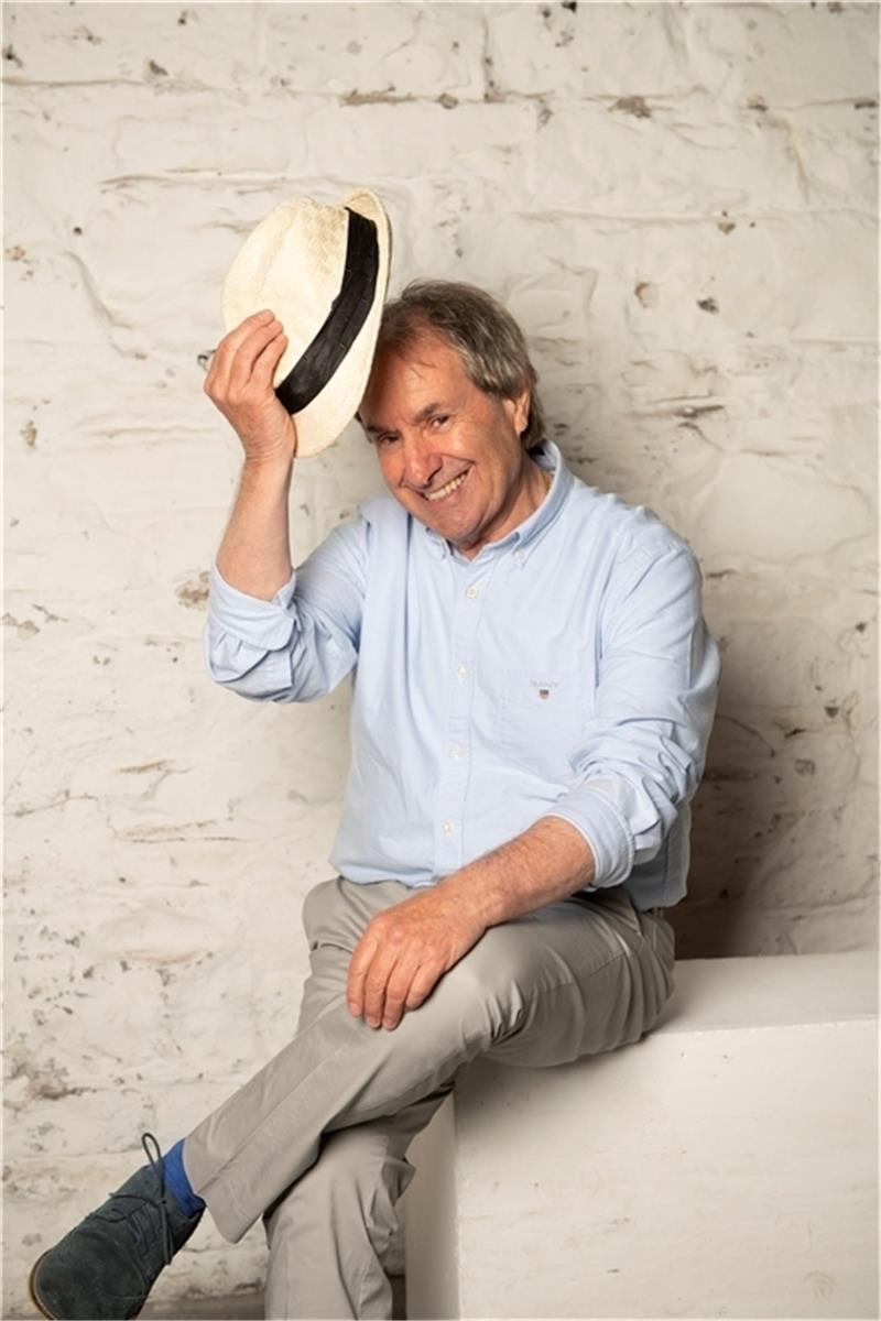 Chris de Burgh.