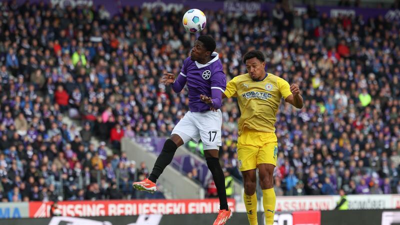 Christian Conteh (l) wechselt nach einem Jahr in Osnabrück zu Eintracht Braunschweig.