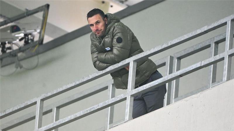 Münster schockt KSC mit Last-Minute-Treffer Christian Eichner durfte wegen einer Sperre nicht auf der KSC-Bank Platz nehmen.