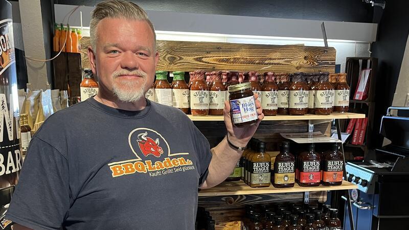 Tipps und Trends vom Buxtehuder Barbecue-Experten Christian Hentschel verkauft Barbecue-Produkte in Neukloster an der B73.