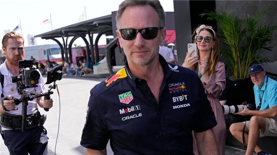 Christian Horner bleibt trotz Vorwürfen Teamchef bei Red Bull.