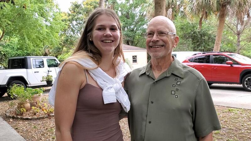 Christin hat ihren genetischen Zwilling in den USA besucht. Ted lebt mit seiner Familie in Florida.