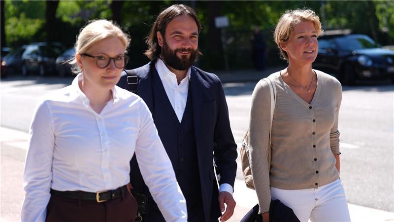 Mutmaßlicher Block-Entführer: Ich war beim Geheimdienst Christina Block und ihre Verteidiger in einer Prozesspause.