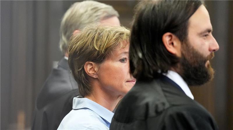 Promi-Prozess um Entführung der Block-Kinder Christina Blocks Anwälte weisen die Vorwürfe gegen ihre Mandantin entschieden zurück.