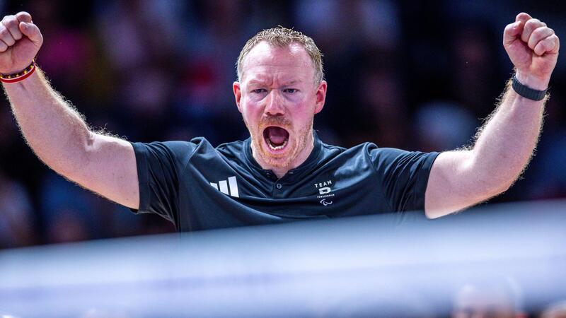 „Hammermäßig“: Paralympics-Gold für Hiltrop und Schmidt Christoph Herzog freut sich auf das Halbfinale im Sitzvolleyball.