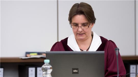 Claudia Gorf als Vertreterin der Bundesanwaltschaft bei einem Prozess im November 2015 in Celle. (Archivbild) 