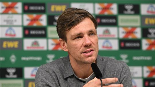Clemens Fritz bleibt Fußball-Geschäftsführer beim SV Werder Bremen.