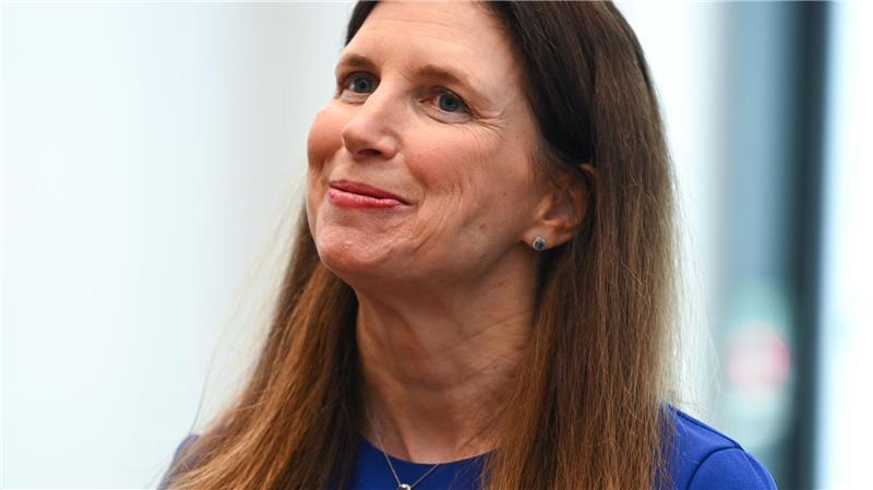 Bei der Commerzbank wächst die Zuversicht Commerzbank-Chefin Bettina Orlopp wehrt sich gegen die Begehrlichkeiten aus Mailand (Archivbild)