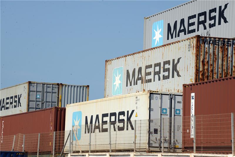 Container des Schifffahrtskonzerns Maersk. Foto: Gioia Forster/dpa